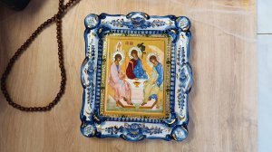 Икона со стразами Swarovski Троица, гжельский фарфор