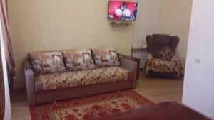 город Евпатория, улица Караева. 1-я квартира на берегу моря.