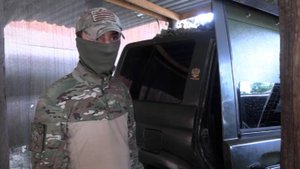 Боец Соник: самодельная пластина помогает защитить автомобиль от осколков