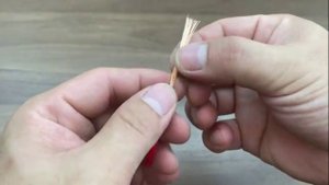 Интернет не нужен! Просто вставьте свечу зажигания в светодиодную лампочку и наслаждайтесь