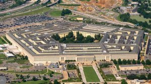 В конгрессе США назвали бессмысленным переименование Пентагона