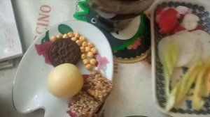 Завтрак с книгой: беспощадные утры и лапша том-то))