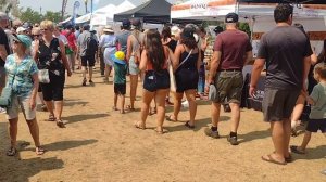 Ярмарка в городе Берри. Часть 1 - поделки и еда.