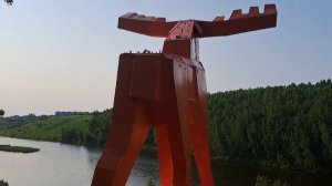 КАМЕНСК-УРАЛЬСКИЙ. ОРИГИНАЛЬНЫЙ ПАМЯТНИК