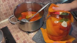 Заготовки на зиму «Маринованный перец в масле с чесноком».