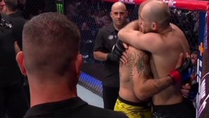 Ринат Фахретдинов - Андреас Густафссон, полное видео боя на UFC Paris от 6 сентября 2025