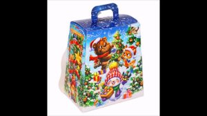 Сладкий новогодний подарок весом 800 грамм в картонной упаковке