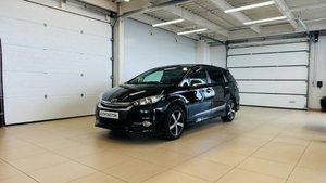 Toyota Wish, 2012 год