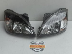 Киа Рио 2 Фары комплект 09-11г 921021G650