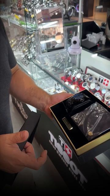 Новые нарунчные часы Police смотреть онлайн