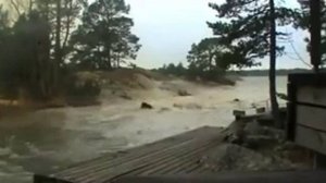 Молния ударяет в реку / видео приколы 2025 смотреть онлайн / приколы видео самые смешные /