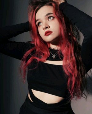 играй девяносто девять ночей в лесу