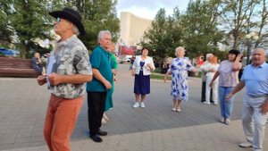 Пусть играет наш магнитофон ..... 07.09.25.