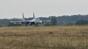 Самолет СУ-35С.