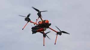 Беспилотник ВСУ атаковал пожарную часть в Первомайске в ЛНР