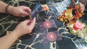 "Желеет ли он, что потерял меня?"
#тароонлайн