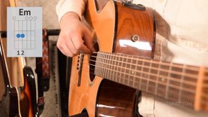 Day 1 - Your First 2 Chords (30 Days of Guitar)