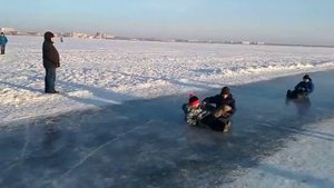 Отличнейшая зимняя горка / видео приколы 2025 смотреть онлайн / приколы видео самые смешные /