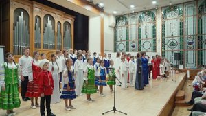Инна Силенок Моя Россия авторская песня Исполнение объединенным хором