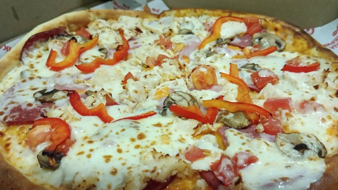 С днём Рождения,спасибо Пицца Фабрика