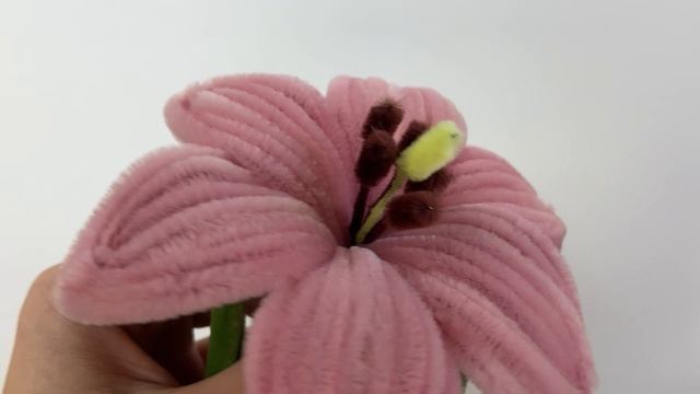 ЛИЛИИ ИЗ СИНЕЛЬНОЙ ПРОВОЛОКИ 11 штук