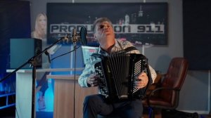 Едут домой казаки - сл. и муз. Владимир Литовченко.mp4