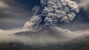 Что сейчас происходит под вулканами Камчатки?