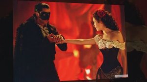 Зажигательное Либертанго, оркестр со скрипкой и танго-виртуоза -  Анре Рье и Карлос Бруно