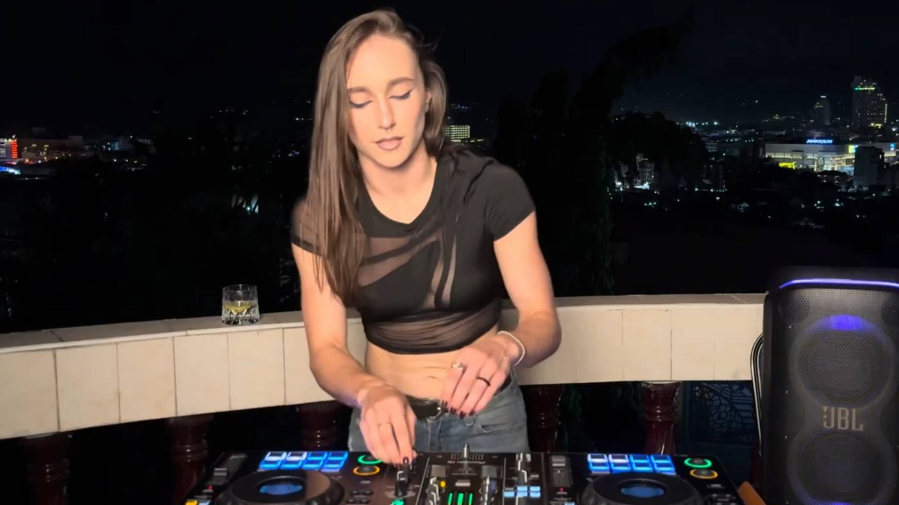 LUNIMA — No More Shelter | Tech House | Future House | Melodic Techno