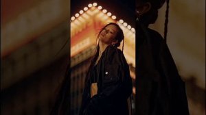 в её тишине