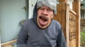 Вожатый Умер