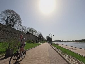 Псков набережная моноколесо Inmo V8F