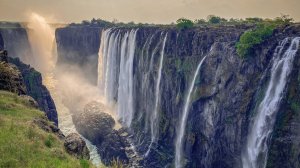 Водопад Виктория в "сухой" сезон.