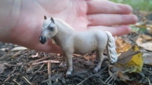 Самый маленький обзор на самую маленькую кобылу в моей коллекции. 🐎