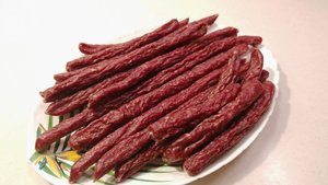 Мясные кнуты: когда после ужина хочется не кофе, а прощения