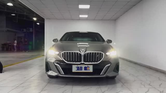 BMW i5 2025 обзор