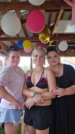 Макияж 💄 Рубрика Преображение в прямом эфире ✨️ Собираюсь к подруге на ДР 💃