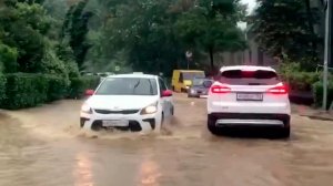 Сочи ушел под воду из-за мощных ливней