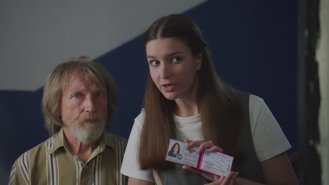 ЗВОНИТЕ В ПОЛИЦИЮ -2 - 3 серия смотреть онлайн