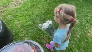 Ангелина поздравляет прабабушку Наташу с именинами🥰🎊