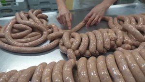 Японский колбасный цех, завоевавший золотую медаль на чемпионате мира.