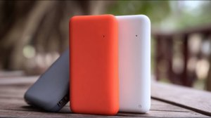 Украинцев призвали запасаться пауэрбанками и фонарями перед зимой