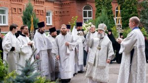 Архиерейское богослужение в день памяти служения Патриарха Тихона