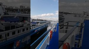 Песня "Я танцую в кроссах!"
