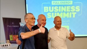 Мы расширяем склады, усиливаем логистику — и именно поэтому сейчас возможны временные задержки.