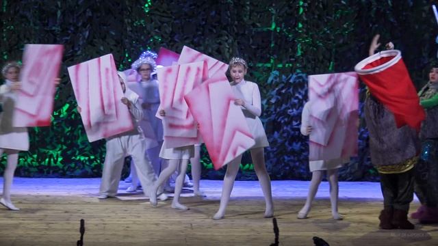 Новогодняя сказка Чудеса в Дедоморозовске смотреть онлайн