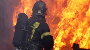 Четыре человека пострадали при пожаре во Владивостоке