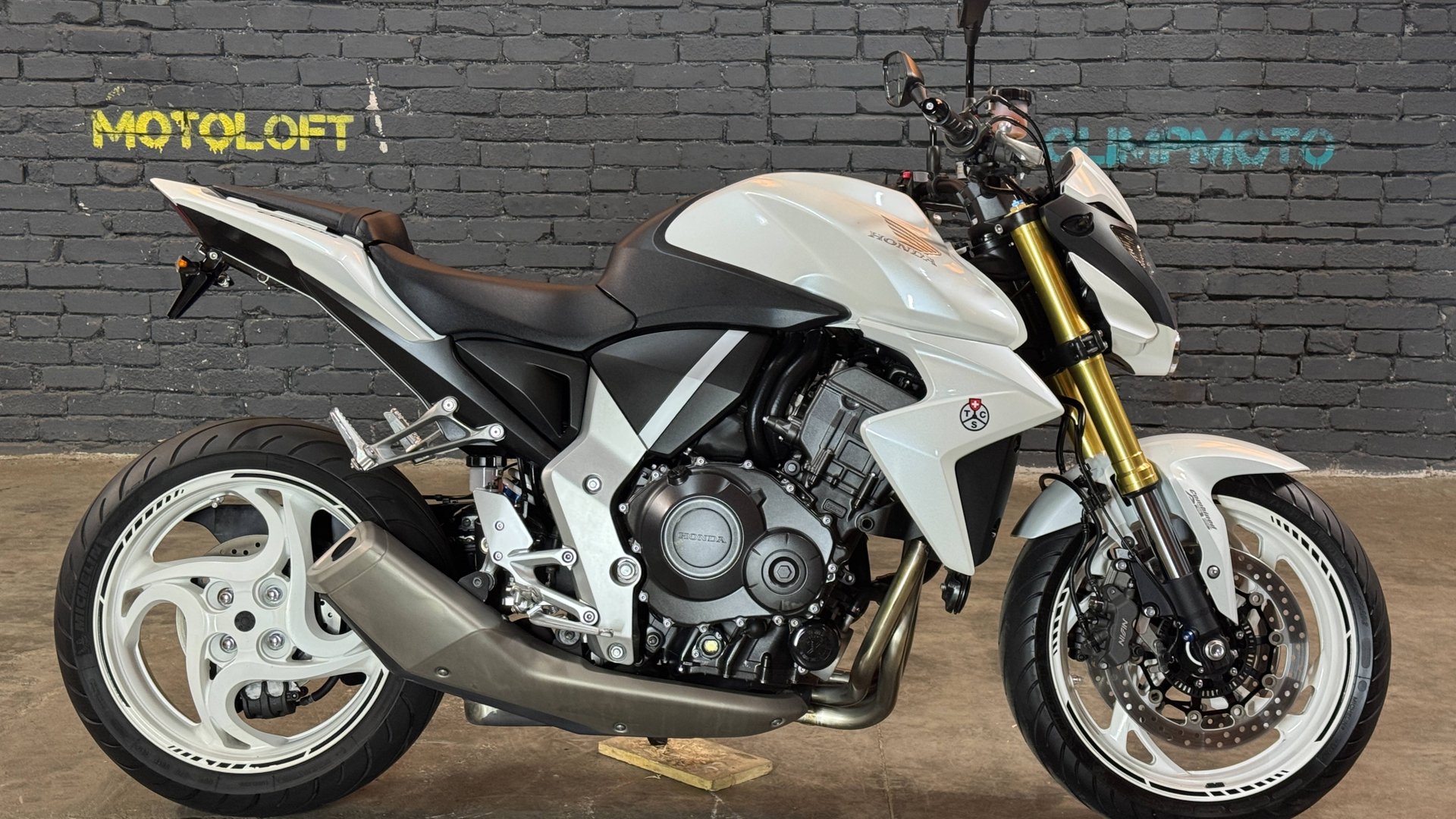 IMG_8973 смотреть онлайн