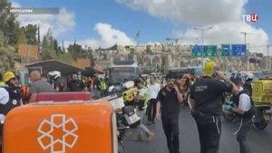 В Иерусалиме двое мужчин открыли огонь по пассажирам автобуса / События на ТВЦ