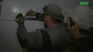 Жители дома на Шафиева месяц страдают от протечек из пустой квартиры